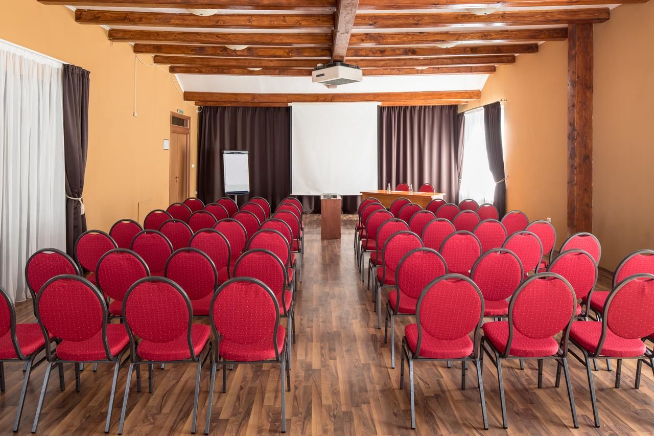 Отель Hotel Rozmarin Предял-31