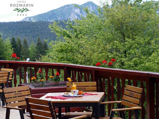 Отель Hotel Rozmarin Предял-14