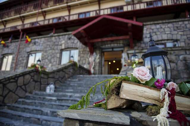 Отель Hotel Rozmarin Предял-43