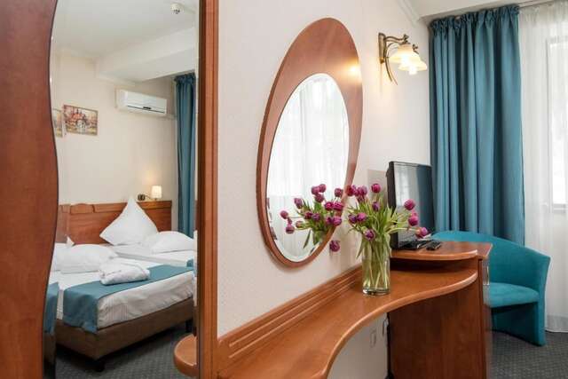 Отель Hotel Rozmarin Предял-54